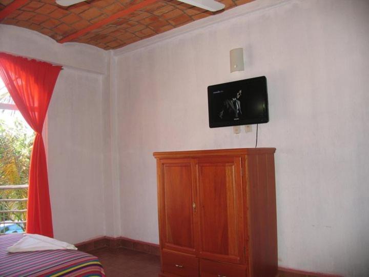 Hotel Y Suites Bugambilias Rincon de Guayabitos Szoba fotó